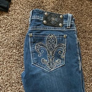 Miss Me JE6033GX Dark Wash
Embellished Jeggings